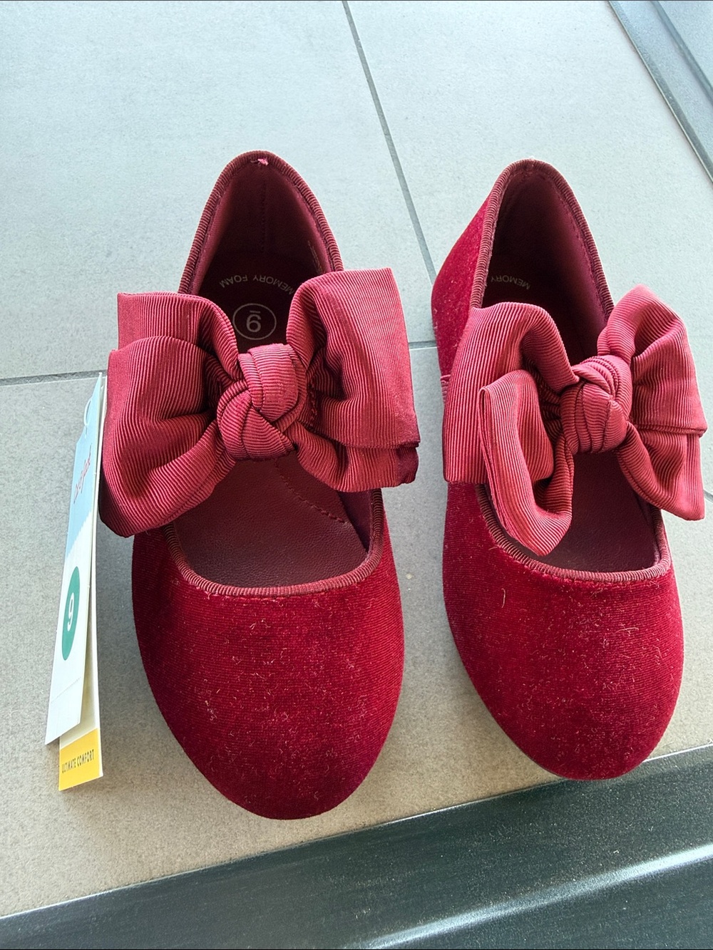 NWT Cat & Jack Velvet Burgundy Bow Accent Flats - Picture 2 of 4